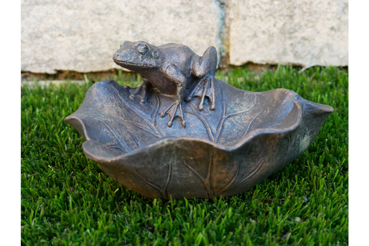 Frog On Leaf Bird Bath/Feeder Made of Resin